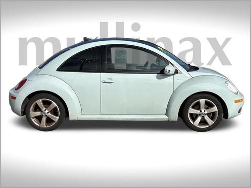 2010 Volkswagen New Beetle 2.5L