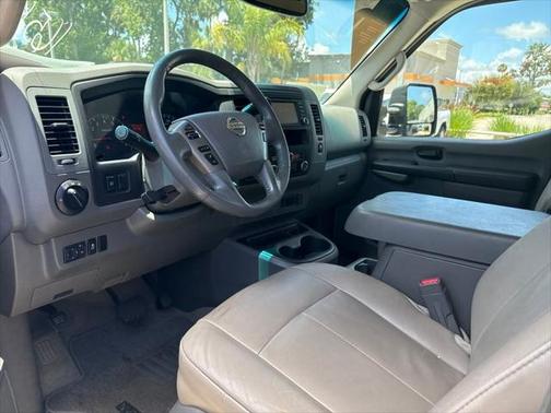 2015 Nissan NV Passenger NV3500 HD SL V8