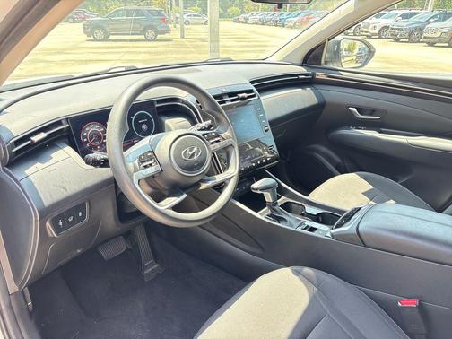 White Pearl 2024 Hyundai TUCSON SEL