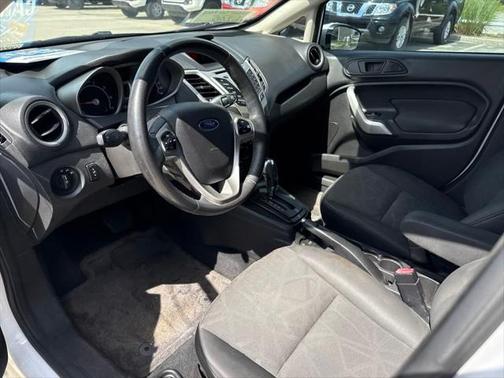2012 Ford Fiesta SES