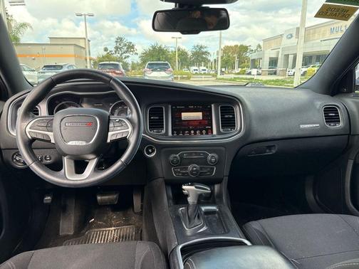 2015 Dodge Charger SXT