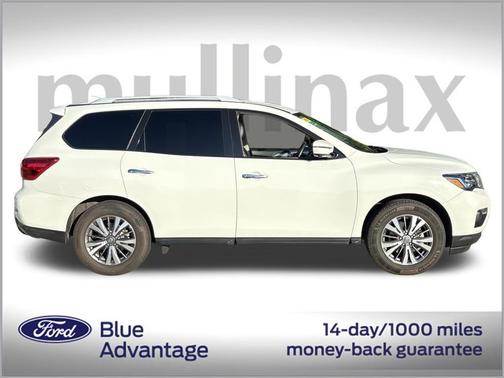 2020 Nissan Pathfinder SL 2WD