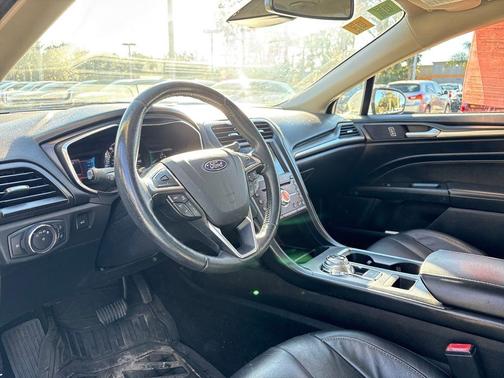 2020 Ford Fusion Titanium