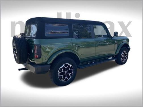 2023 Ford Bronco Outer Banks