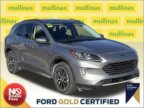 2022 Ford Escape Titanium