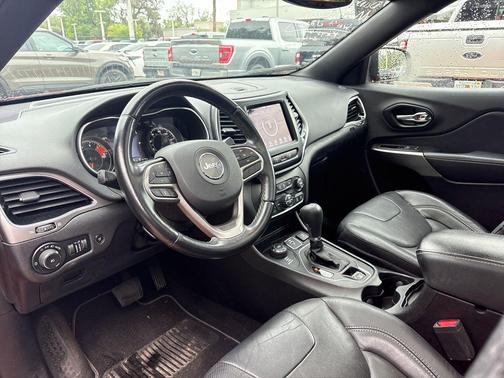 Spitfire Orange Clearcoat 2021 Jeep Cherokee Latitude Lux