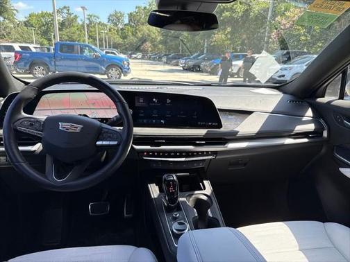 2025 Cadillac XT4 Sport