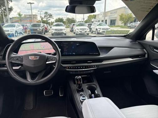 2025 Cadillac XT4 Sport