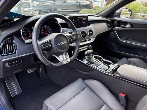 2022 Kia Stinger GT-Line
