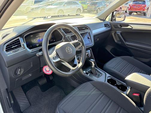 2024 Volkswagen Tiguan 2.0T S