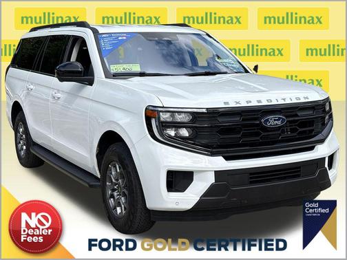 Oxford White 2025 Ford Expedition Max Active 4x2