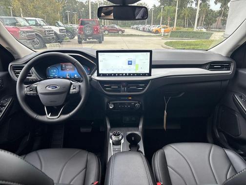 2025 Ford Escape PHEV SE