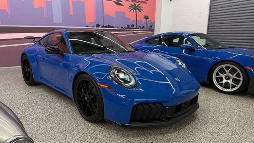 2025 Porsche 911 Carrera GTS