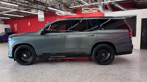 2024 Cadillac Escalade Sport