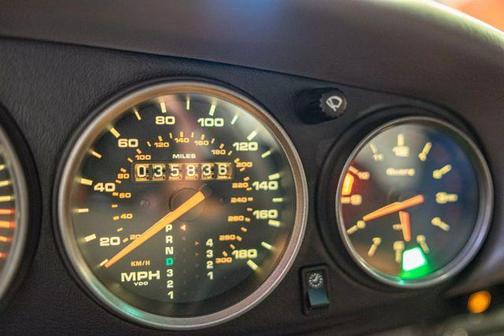 1998 Porsche 911 Carrera 4S