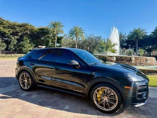 2024 Porsche Cayenne Turbo GT