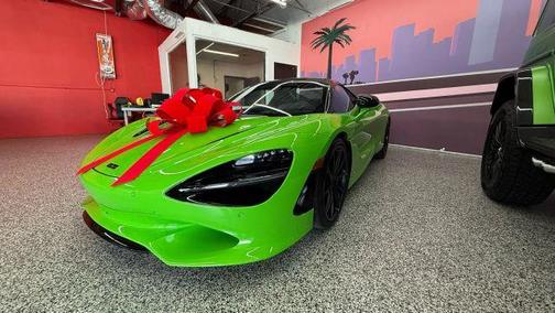 2024 McLaren 750S Base