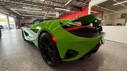 2024 McLaren 750S Base