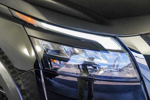 2024 Nissan Pathfinder S