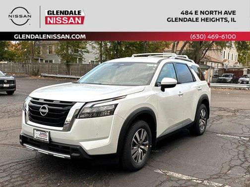 2025 Nissan Pathfinder SL