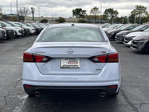 Gray 2026 Nissan Altima SR