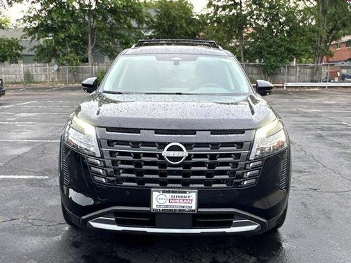Super Black 2026 Nissan Pathfinder SL
