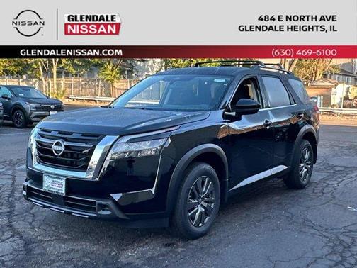 2025 Nissan Pathfinder SV