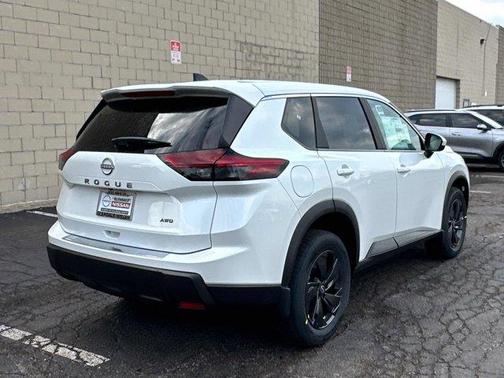 Pearl 2026 Nissan Rogue SV