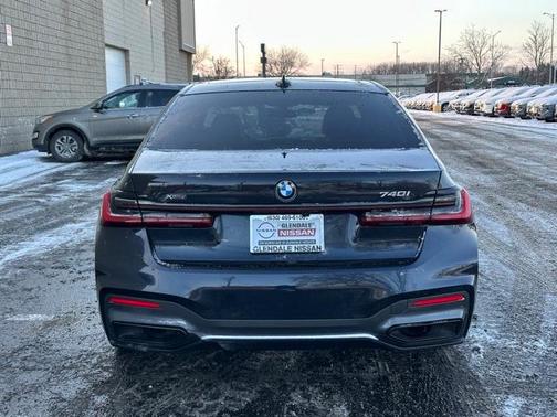 2021 BMW 740 i xDrive