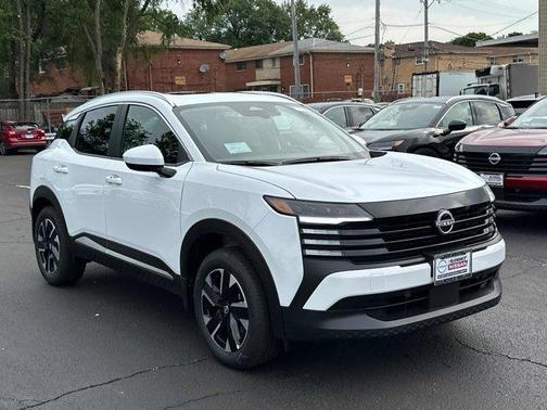 2025 Nissan Kicks SV