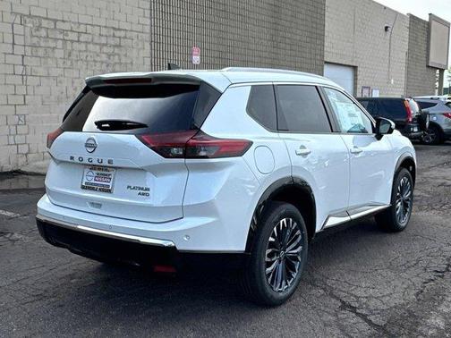 Everest White P 2026 Nissan Rogue Platinum
