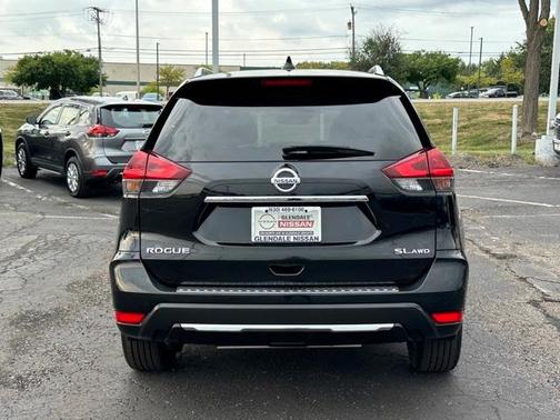 2018 Nissan Rogue SL