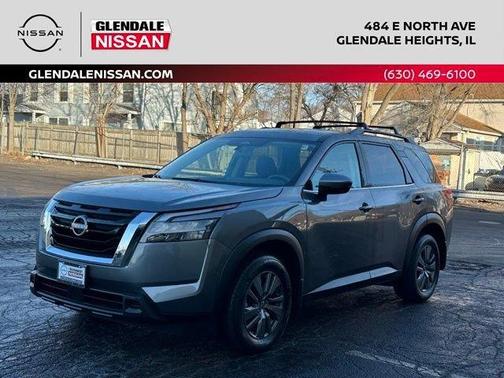 2025 Nissan Pathfinder SV