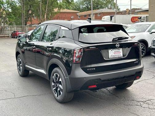 2025 Nissan Kicks SV