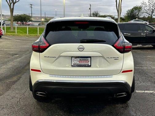 White 2023 Nissan Murano Platinum