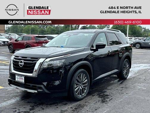 2025 Nissan Pathfinder SL