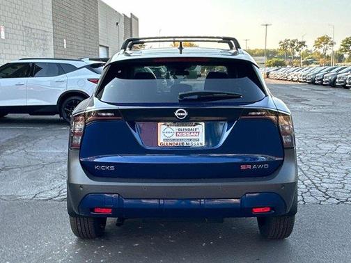 2026 Nissan Kicks SR