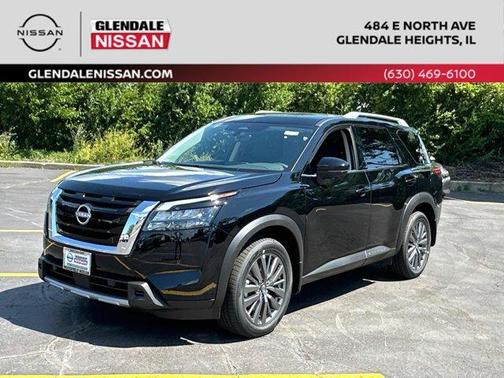 2025 Nissan Pathfinder SL