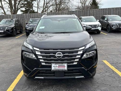 2025 Nissan Rogue Platinum