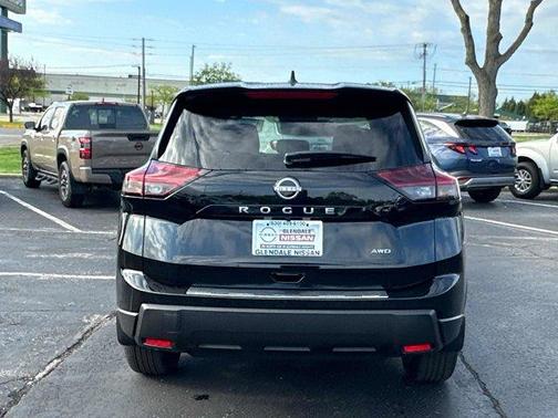 Super Black 2026 Nissan Rogue SV