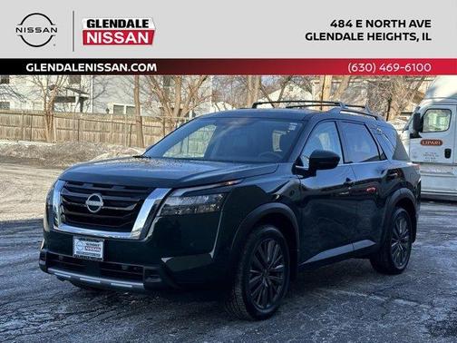 2025 Nissan Pathfinder SL