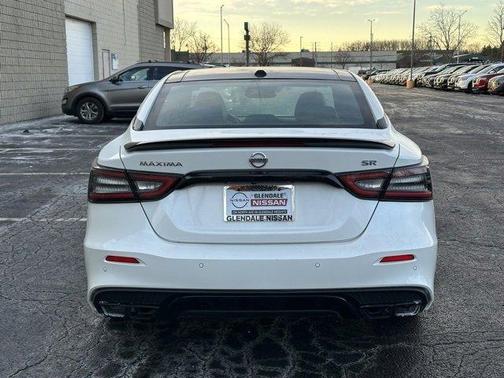 2021 Nissan Maxima SR