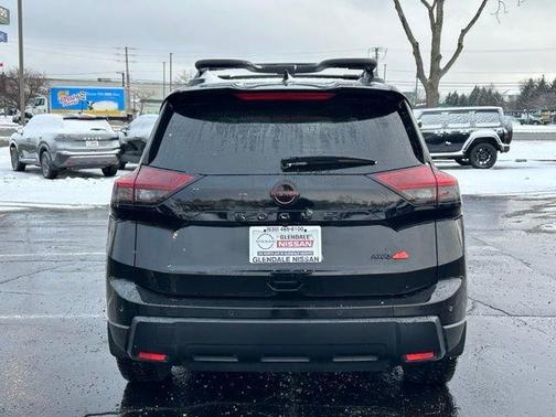 2025 Nissan Rogue Rock Creek