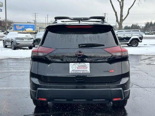 2025 Nissan Rogue Rock Creek