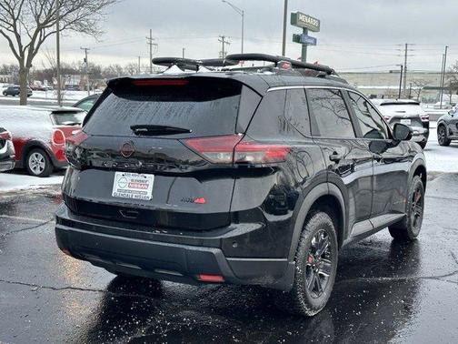 2025 Nissan Rogue Rock Creek