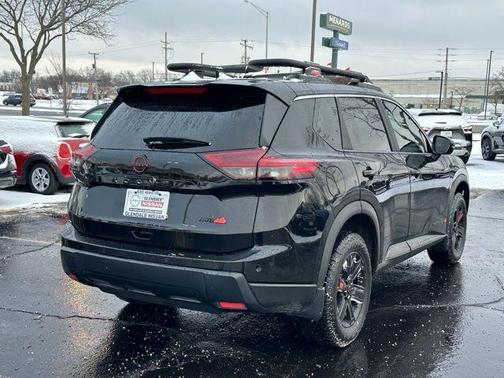 2025 Nissan Rogue Rock Creek