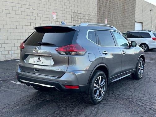Gun Metallic 2019 Nissan Rogue SV