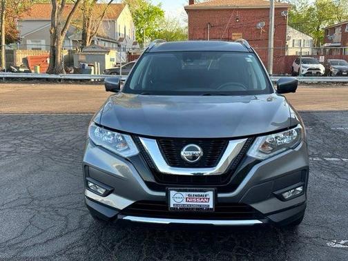 Gun Metallic 2019 Nissan Rogue SV
