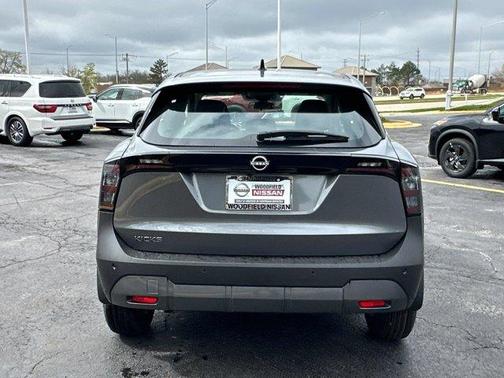 Gun Metallic 2026 Nissan Kicks S