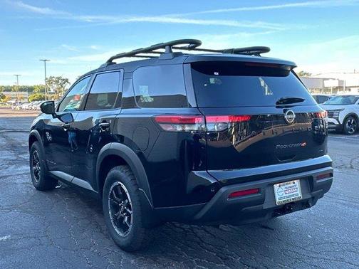 2025 Nissan Pathfinder Rock Creek